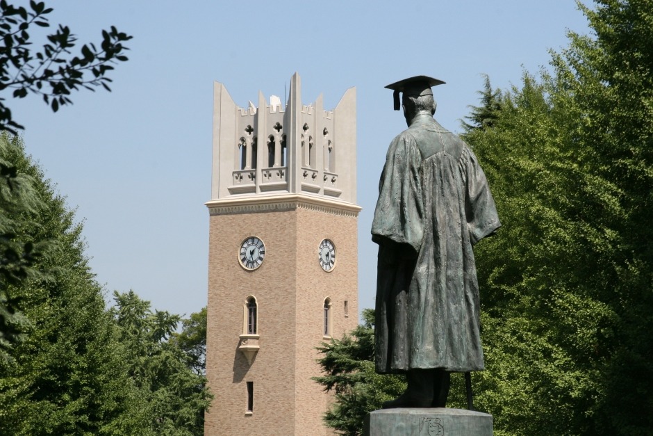 早稲田大学 大隈像